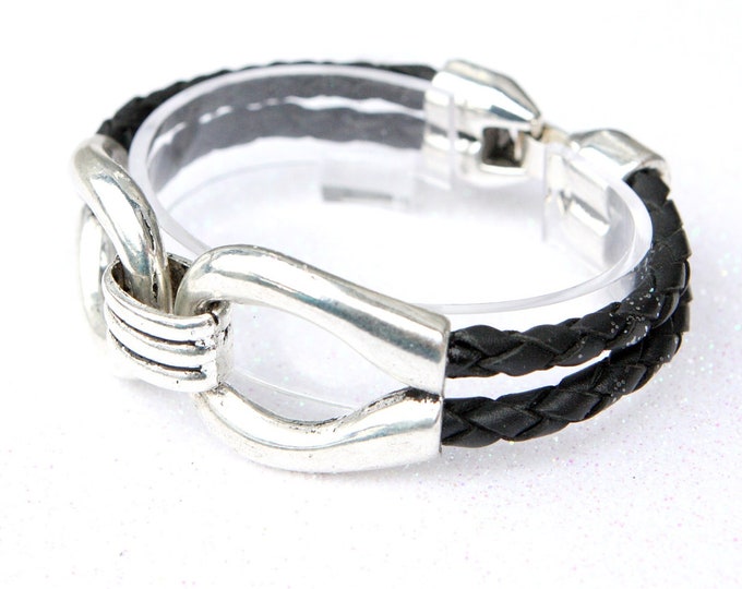 Stunning Metalwork bracelet - Buckle Bracelet