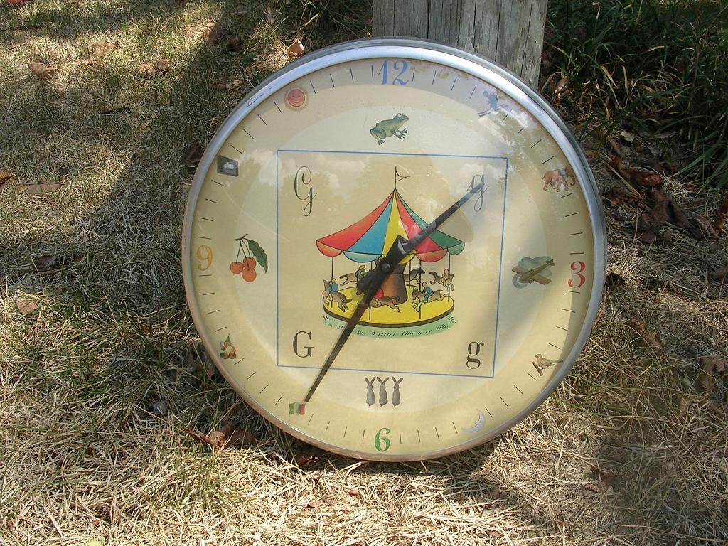 HERMLE Wall Clock Quartz 2100 Made In Germany