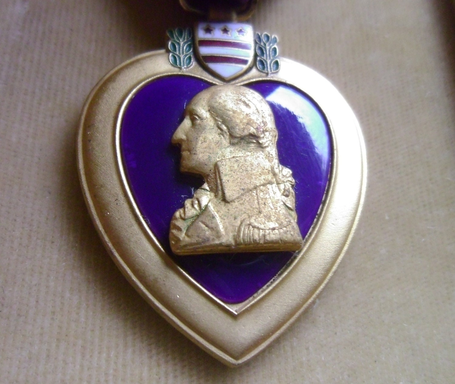 Authentic WWII WW2 Purple Heart Medal with Presentation Case