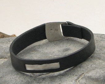 FREE SHIPPING Men's leather bracelet. Black leather wrap