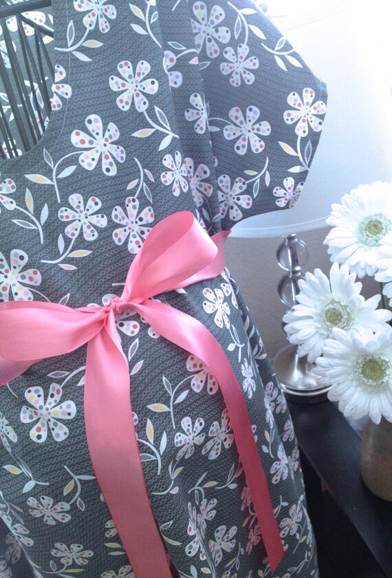 Maternity Hospital Gowns Gray Floral by LondonGraceDesigns