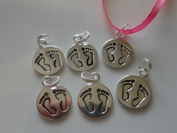 20 Silver Baby Foot Prints Charms 1\/2 Gender Neutral