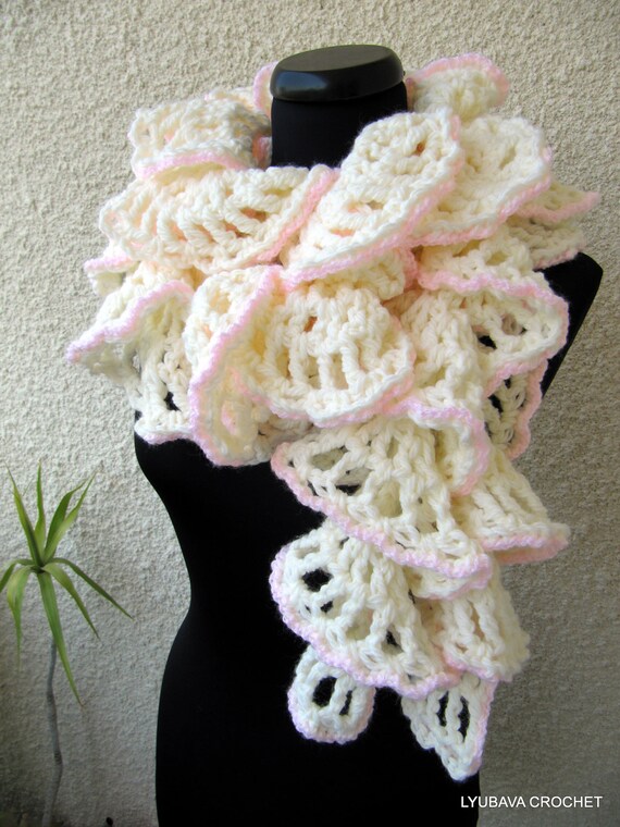 Crochet Scarf PATTERN-Chunky Crochet Ruffle Scarf-Winter