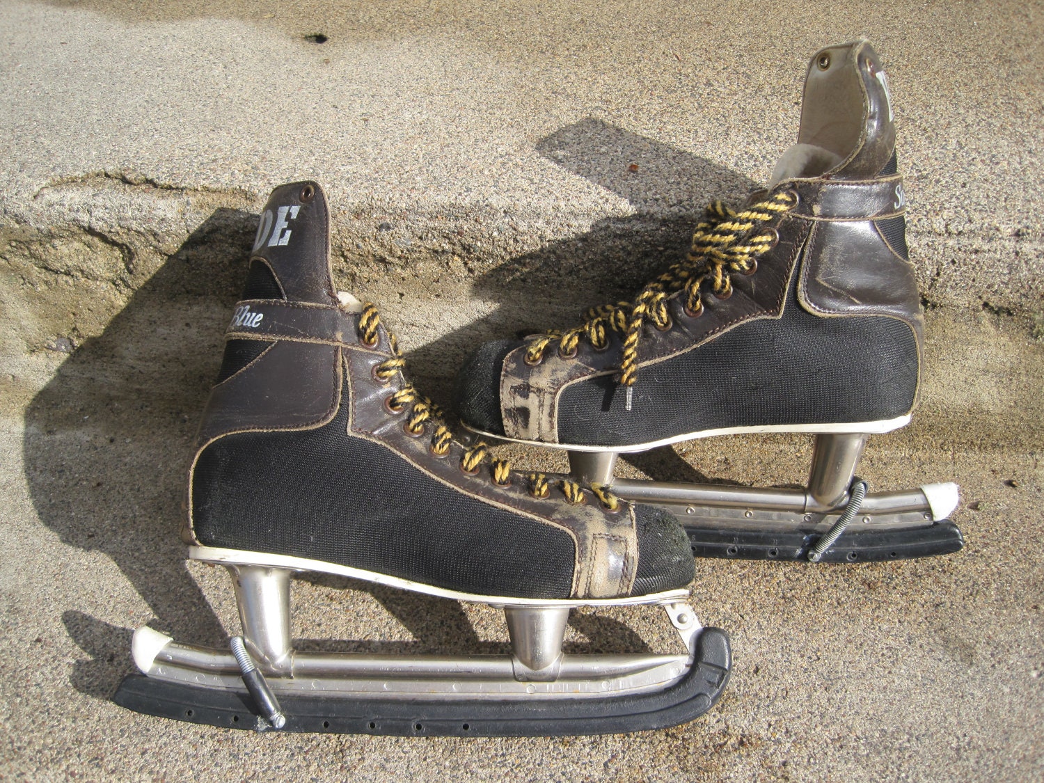 hyde hockey skates