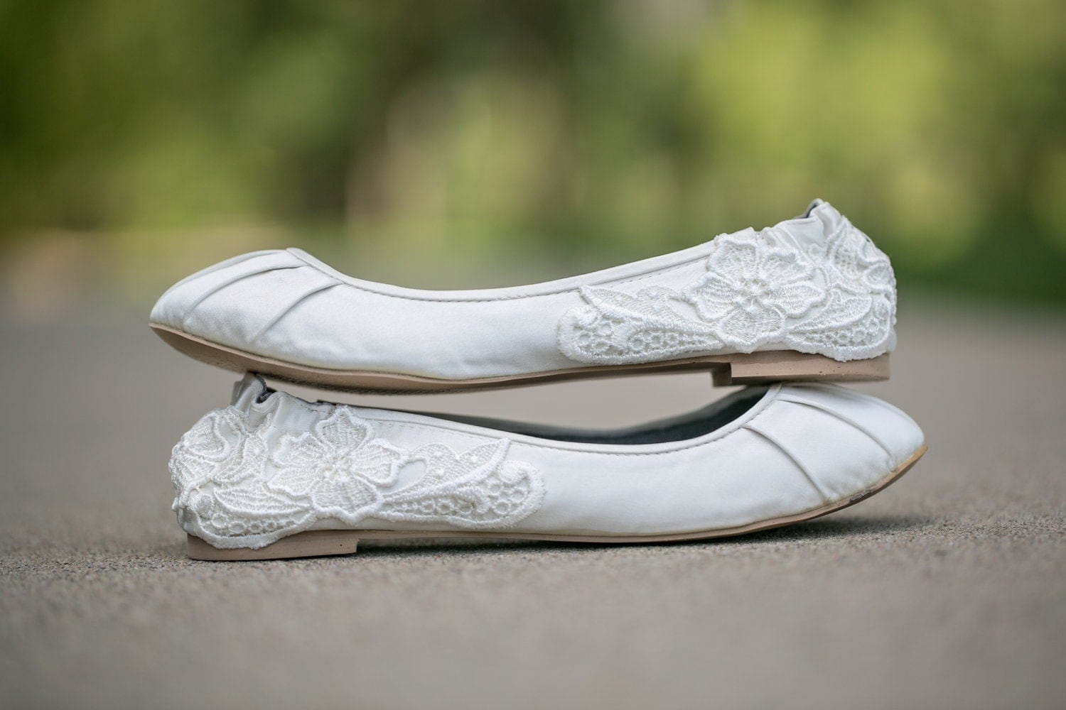 Ivory Wedding Bridal Ballet Flats with Ivory Lace Applique. US