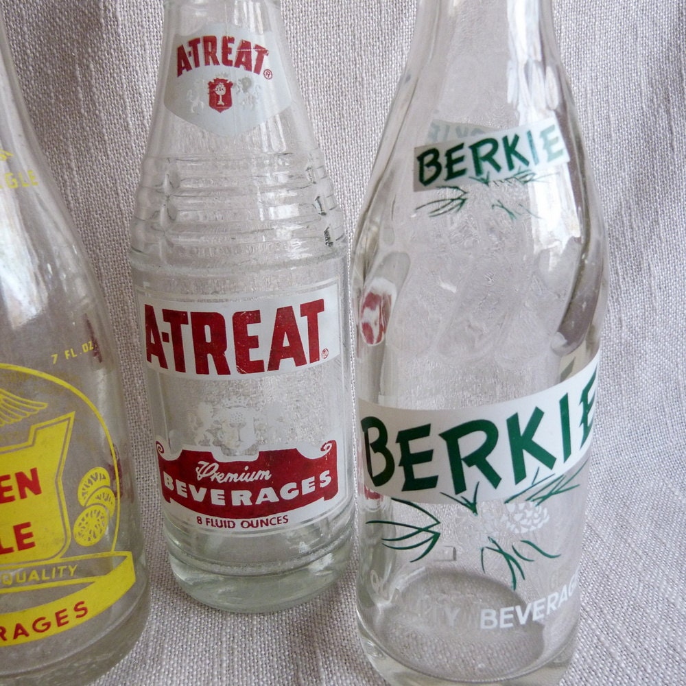 Vintage Soda Soft Drink Bottles Lot of 5 TruAde Hires