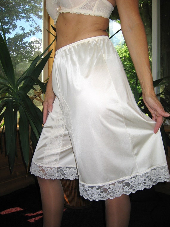 Vintage lingerie pettipants bloomers split slip in size