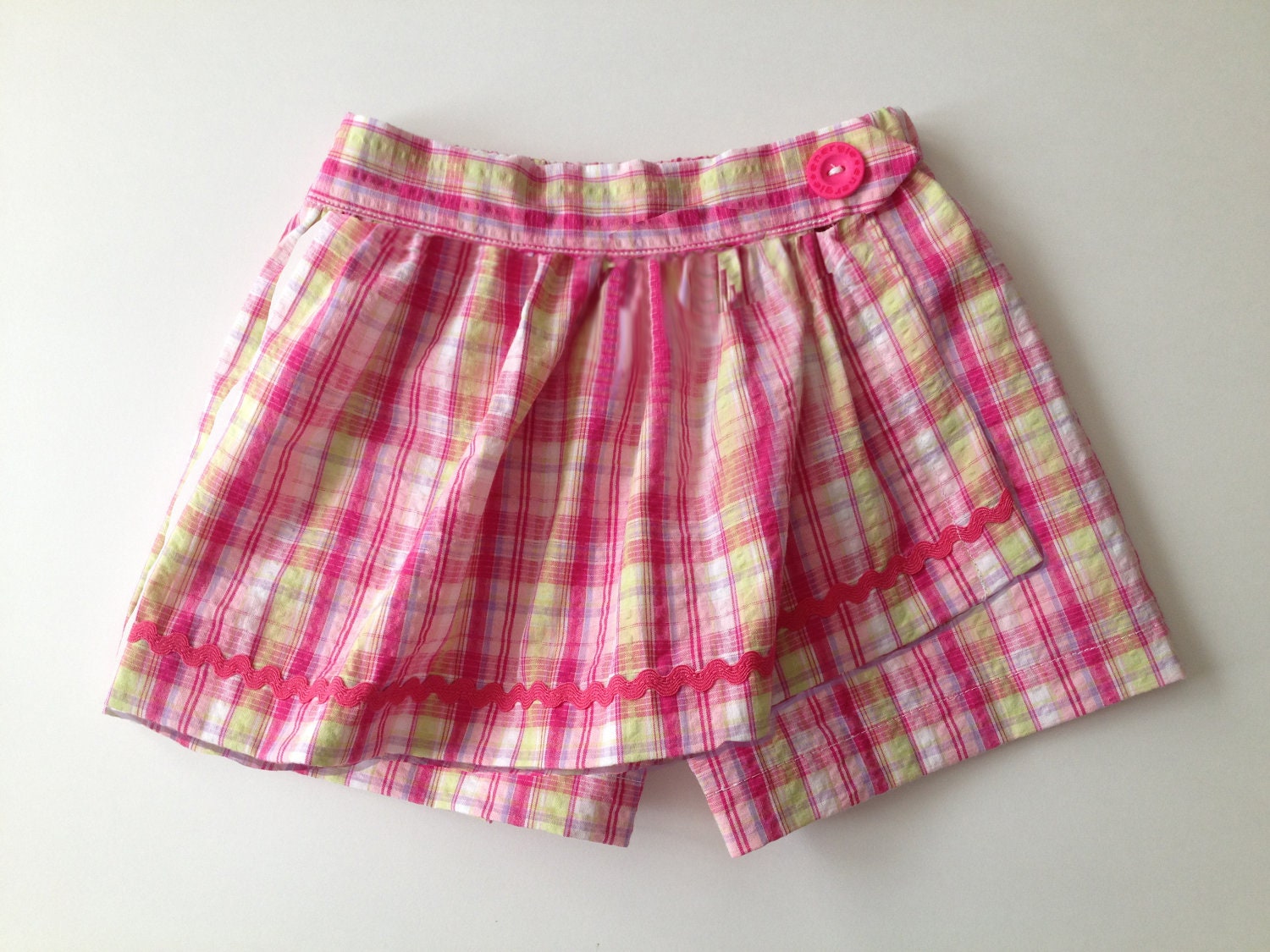 Twist & Shout Girl's Skort Pattern PDF. Girl Sewing