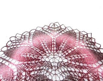 Knit wool shawl in brown-pink. handknit lace shawl