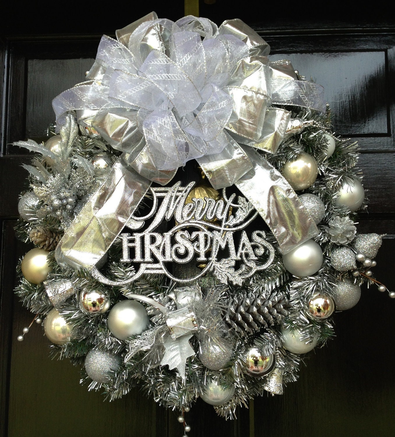 DELUXE artificial SILVER CHRISTMAS wreath