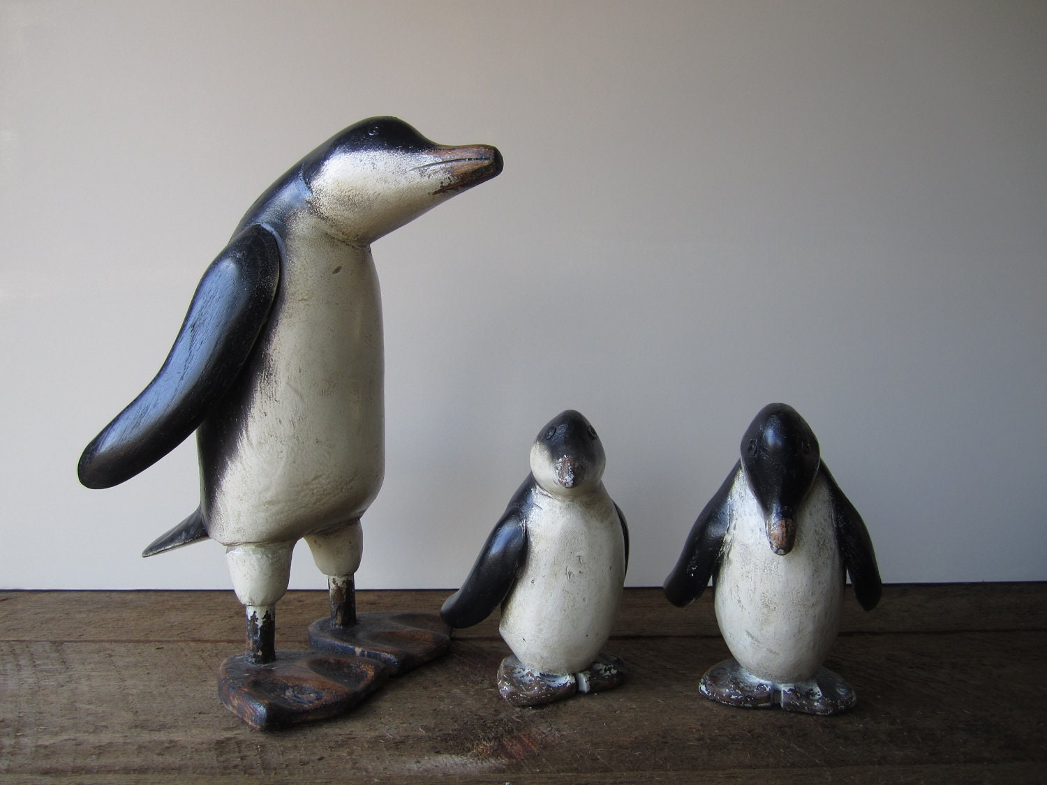 Adorable Wooden Penguin Family / Rustic Christmas Decor