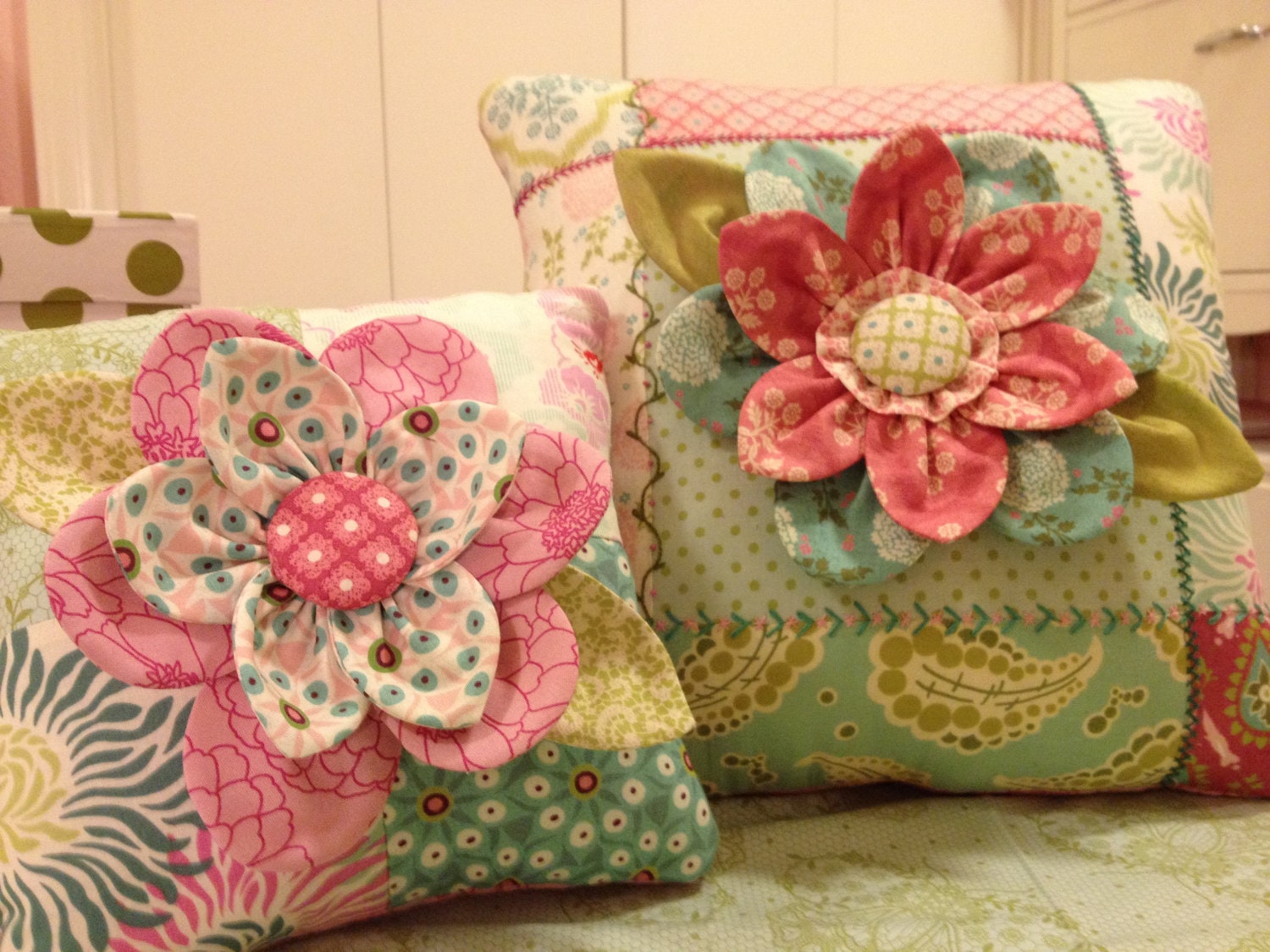 Embroidered Flower Pillow PDF Pattern