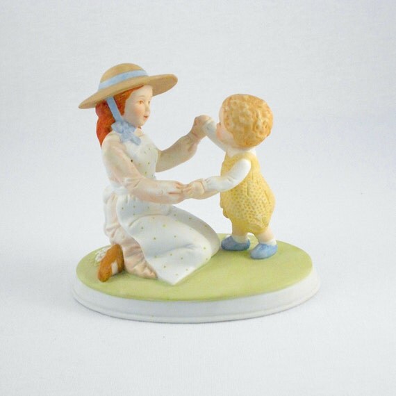 Holly Hobbie Figurine Mothers Miracles