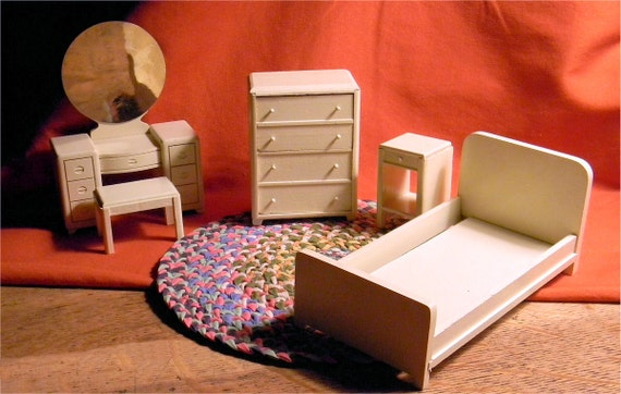 Dollhouse Strombecker Bedroom Set Doll House Dresser