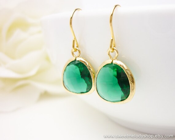 Items similar to Emerald Gold Drop Earrings, Dangle Earrings, wedding ...