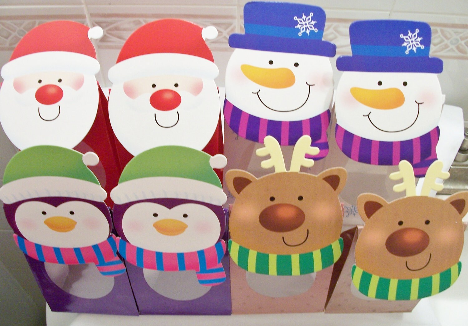 8 christmas themed mixed goody bags christmas treat bags 8 christmas themed mixed goody bags christmas treat bags