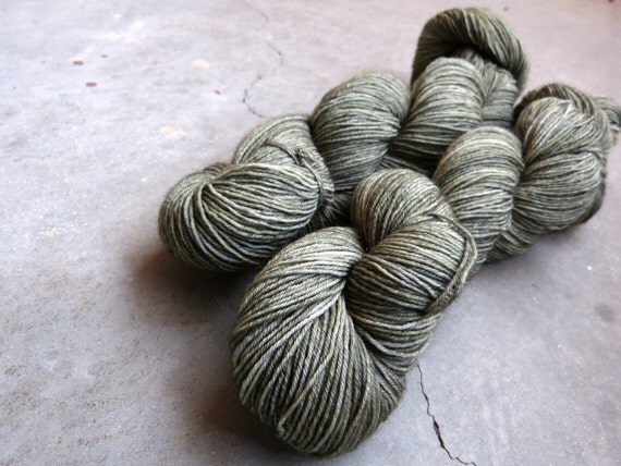 http://ny-image1.etsy.com/001/0/7077327/il_570xN.400834117_dzkp.jpg