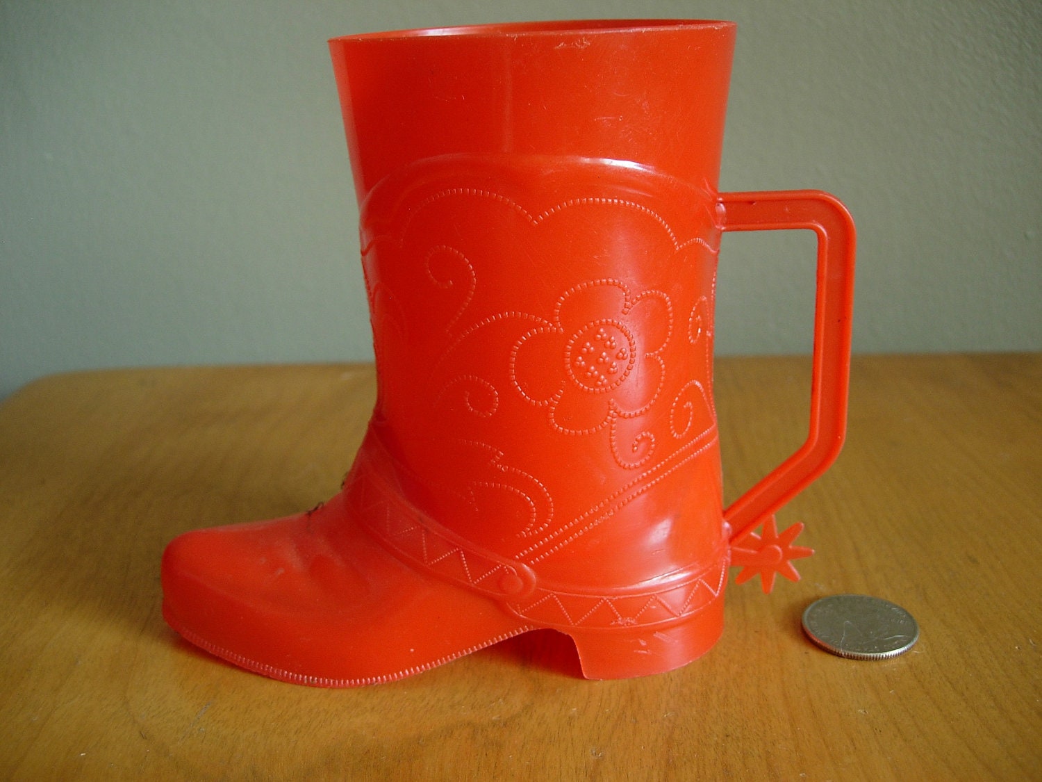 Vintage Set of 2 Red Plastic Cowboy Boot Mugs w/ Spurs