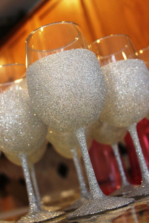 Custom Listing: Glitter Wine Glasses by SparkleCocktails on Etsy