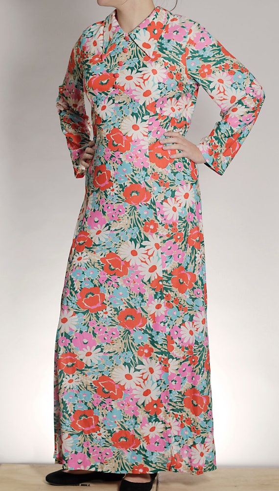 Items similar to Vintage Long Sleeved Floral Maxi Dress on Etsy