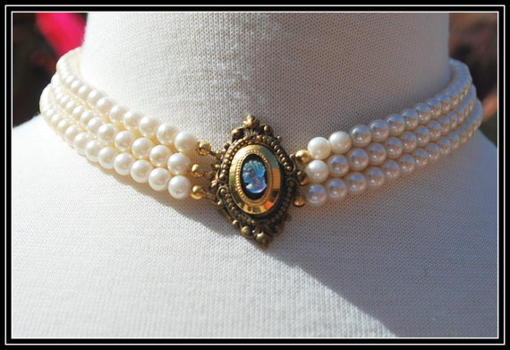 Cameo Pearl Necklace Choker By MyBlueBag On Etsy