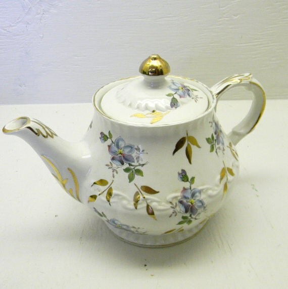 Reserved for Elisabeth Ellgreave England Ironstone Teapot