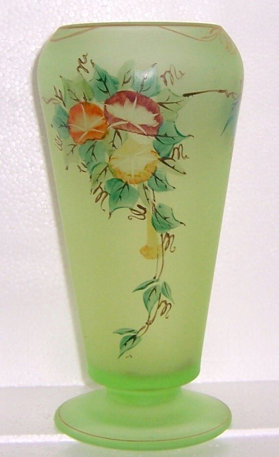 Vintage Frosted Lime Green Depression Glass Vase by vintageguinea