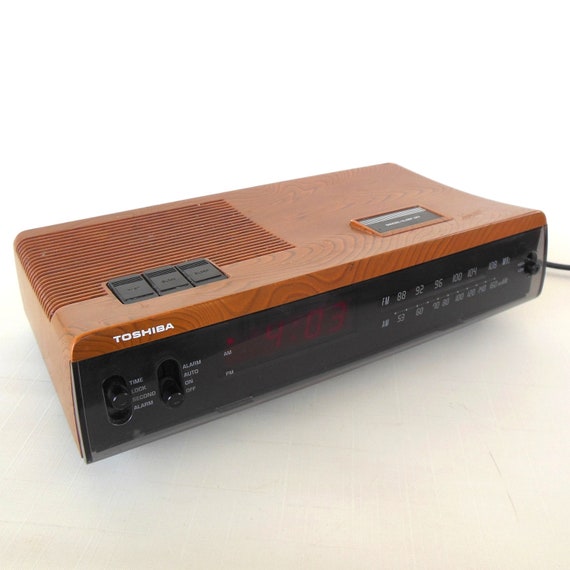 Digital Alarm Clock Radio Toshiba 1980s Wood Grain