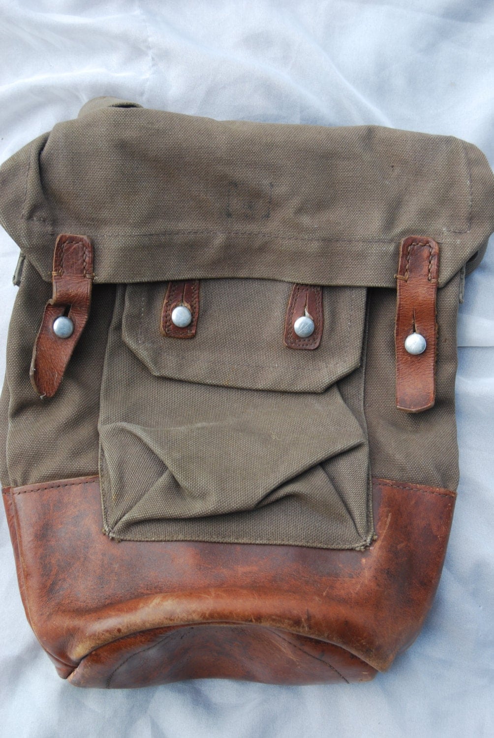 Vintage Military Bag Leather Bag Army 1950s by ThePirates