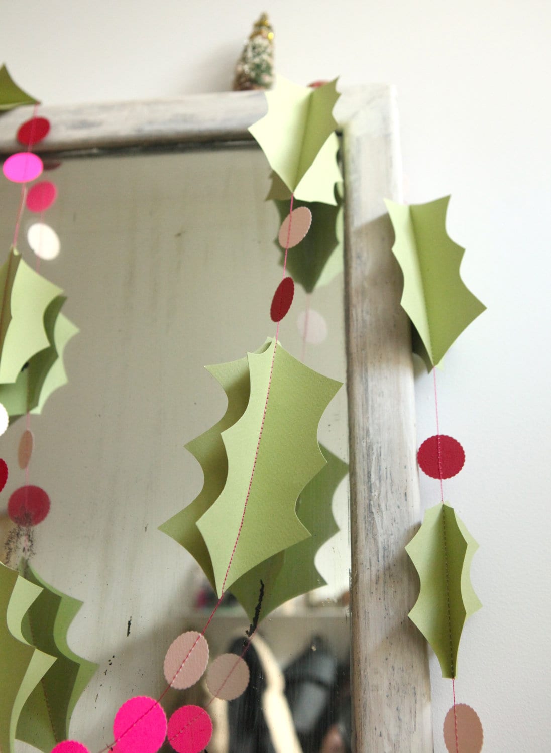 holiday christmas holly garland light green with red &amp; pink