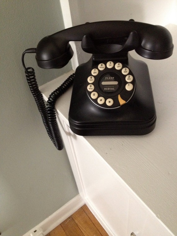 Retro 1940s // Desk Phone // Black