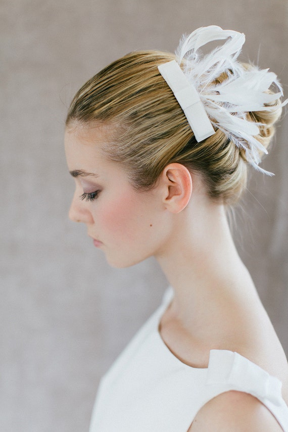 Wedding Hair Accessories Chagne wedding hair feather pieces wedding hair accessory bridal Wedding Hair Accessories Chagne wedding hair feather pieces wedding hair accessory bridal