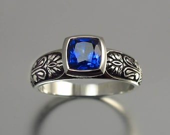 ALEXANDRA 14K white gold ring with Blue Sapphire