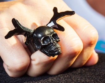 Unique handmade adjustable women black resin and black crystal skull ring.