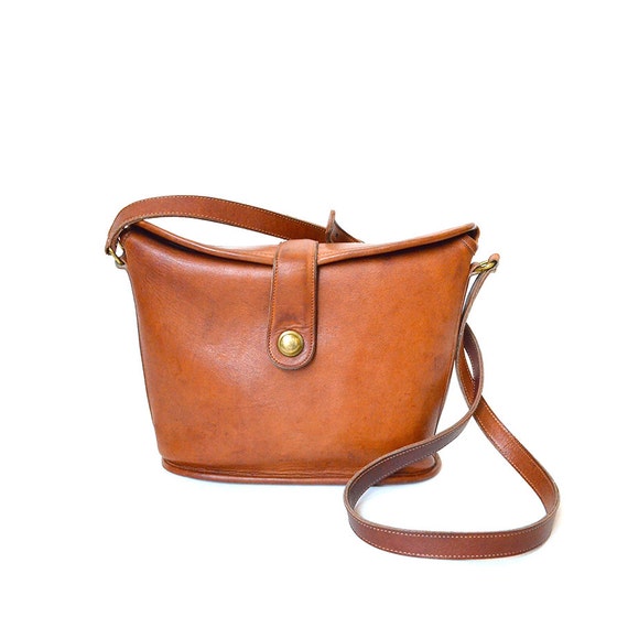 vintage brown leather Coach crossbody bag