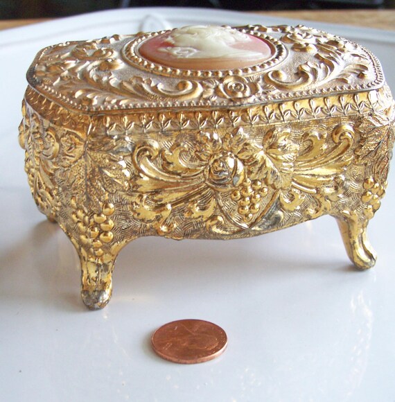 Vintage Cameo Trinket Box Vintage Jewelry Box Vintage Box