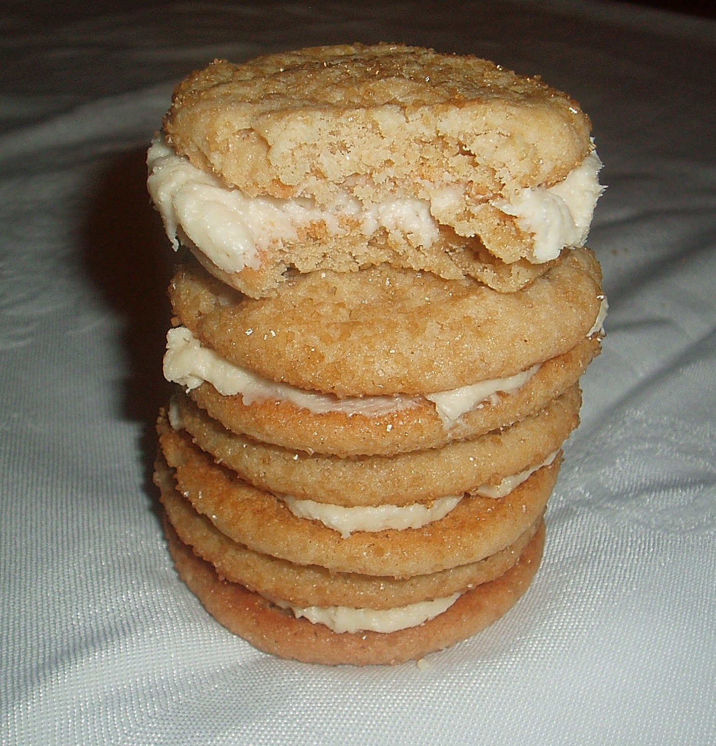 12 Maple Cookie Sandwiches w/Maple Syrup Butter Cream