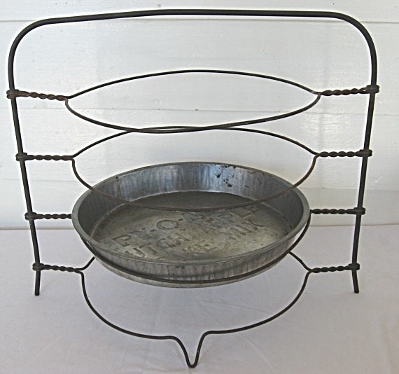 1920's Vintage Wire 4 Tier Pie Rack for your Autumn