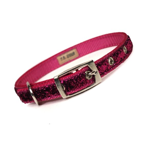 hot pink sparkle metal buckle dog or cat collar 1/2 by restowe