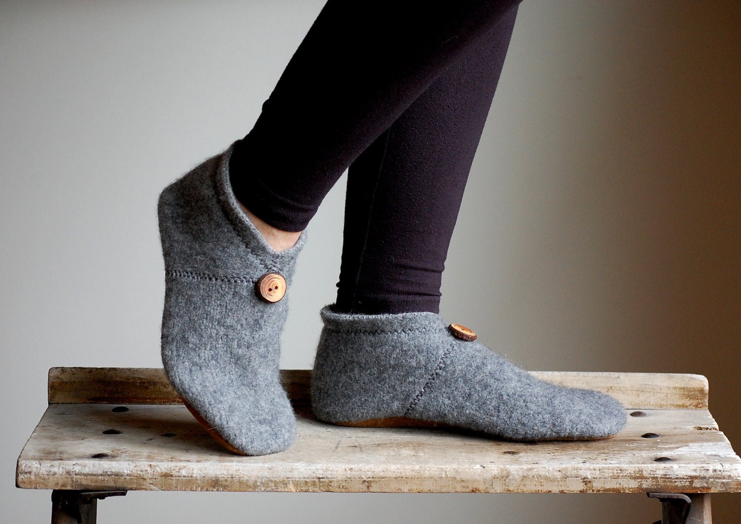 Women Slippers Wool Felt Shoes Eco Friendly women by WoolyBaby