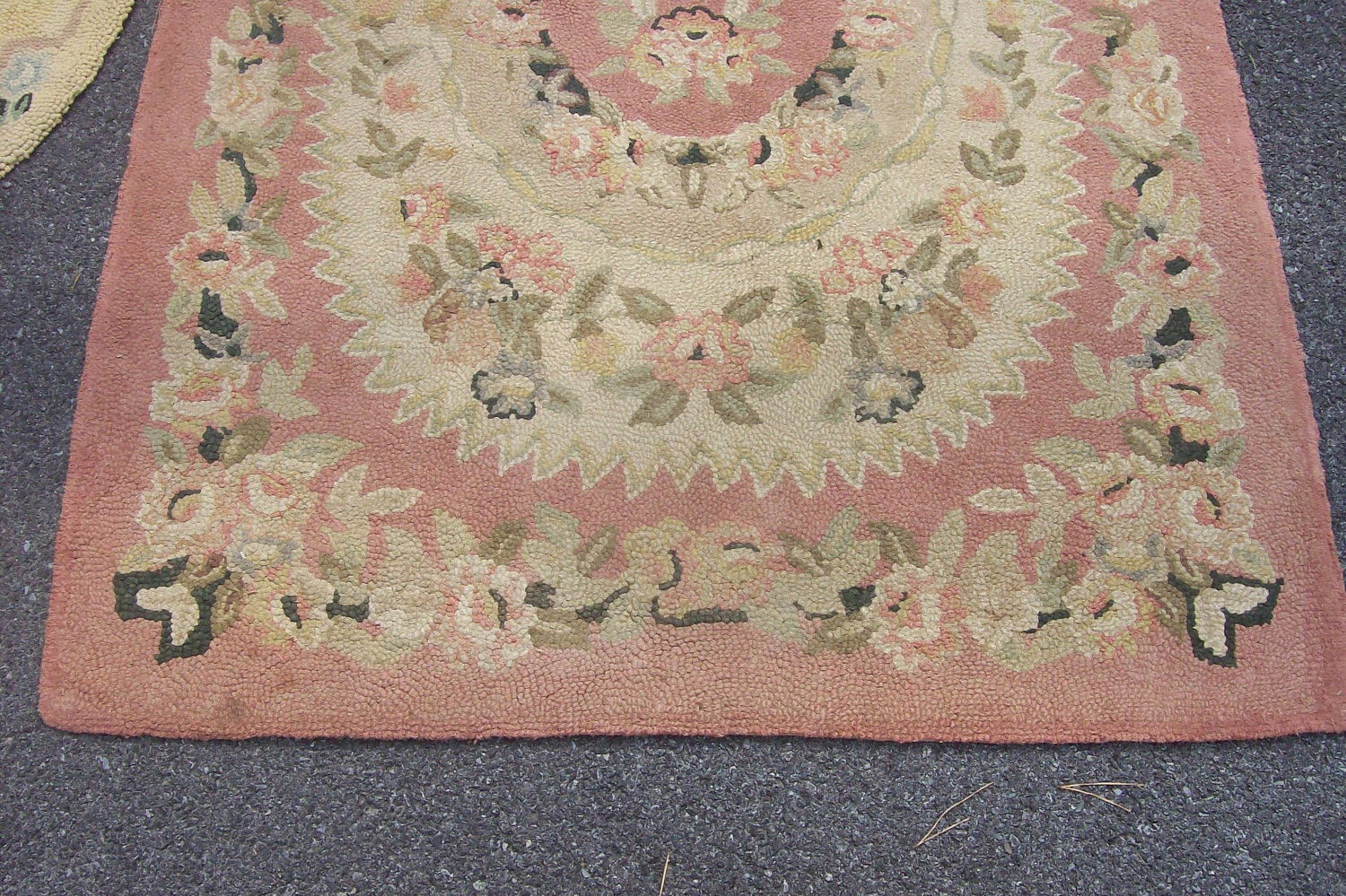 large Vintage HOOKED RUG Pink ROSES galore Shabby Cottage