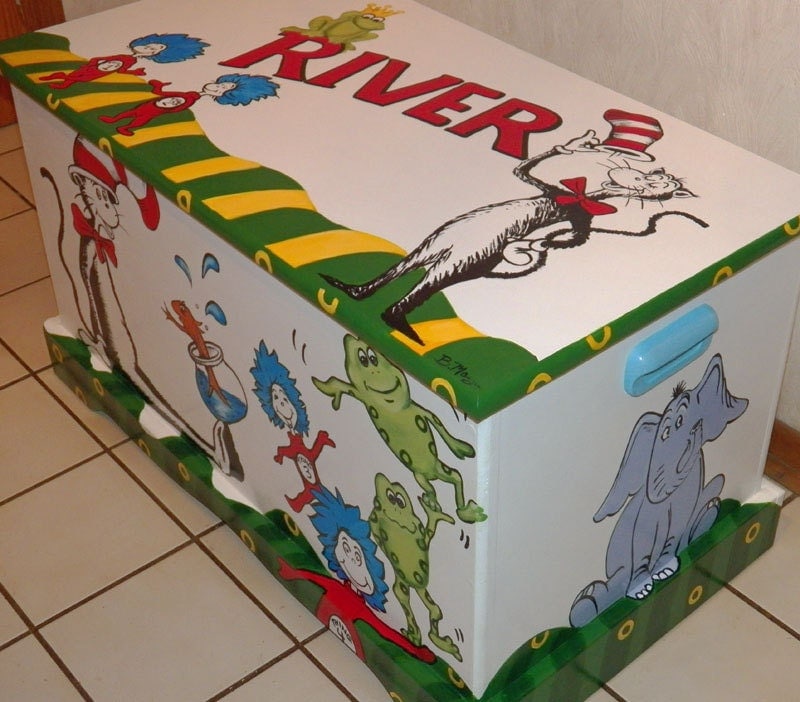 dr seuss toy chest