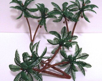 12 Mini Palm Tree Cupcake Picks