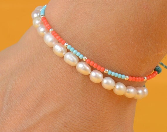 Pear shape pearls bracelet