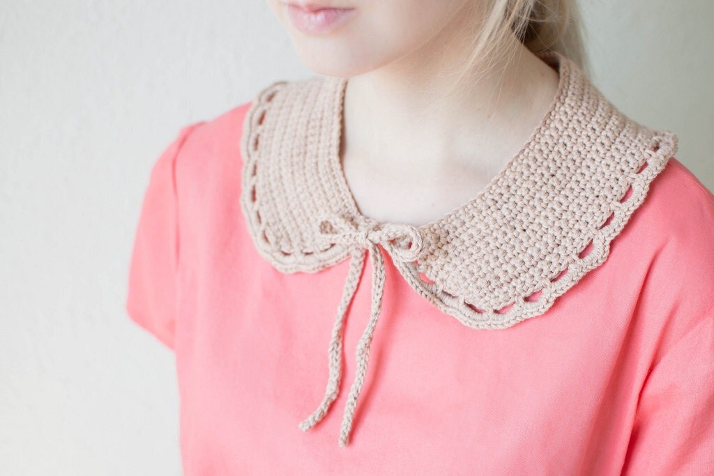 crochet scalloped collar in organic blush cotton