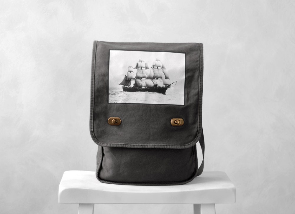 Field Bag / Messenger Bag The Volage Vintage Photograph Smoke