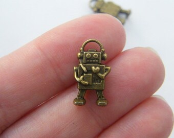 8 Robot charms antique bronze tone BC148