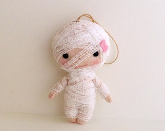 Mummy Ornament pdf Pattern - Instant Download
