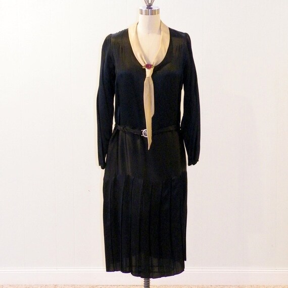 1920s Dress 20s Flapper Dress Black Silk Shift Dress Tie