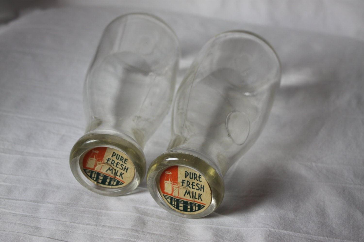 Pint Vintage Milk Bottle with Paper Caps Lid for Milk Delivery